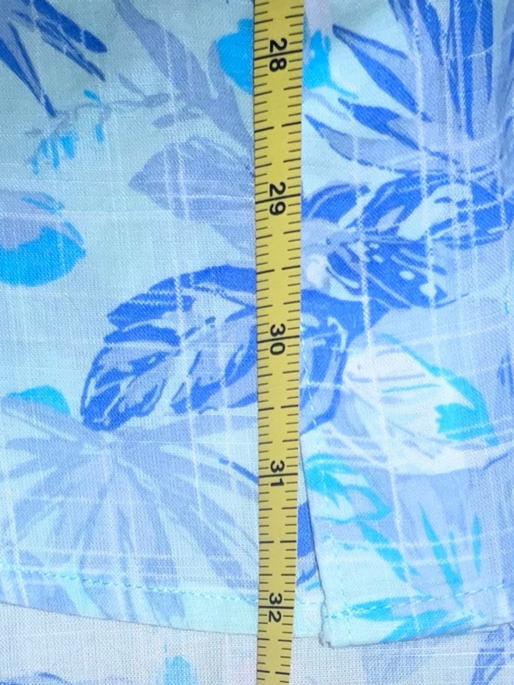 Izod Saltwater Floral Short-Sleeve Button-Down Shirt  NWOT - Picture 12 of 17
